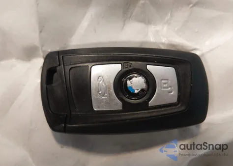 2013 BMW 328I z USA, uszkodzony, nr VIN WBA3C1C57DF438774